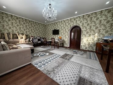 продаю дом город: Дом, 154 м², 4 комнаты, Агентство недвижимости, Косметический ремонт