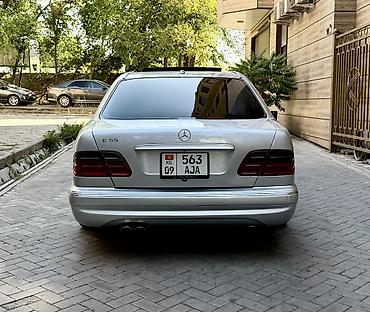 Продажа авто: Mercedes-Benz E-Class: 2000 г., 4.3 л, Автомат, Газ, Седан — 5
