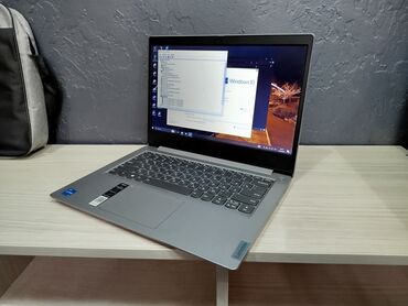 Ноутбук, Lenovo, 8 ГБ ОЗУ, Intel Core i3, 14 ", Для работы, учебы, память SSD