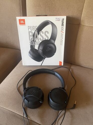 Чайники: Б/у Проводные Наушники, JBL, цвет - Черный