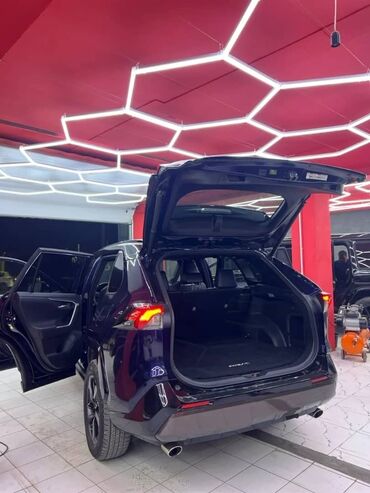 Toyota: Toyota RAV4: 2020 г., 2.5 л, Автомат, Бензин, Внедорожник — 8