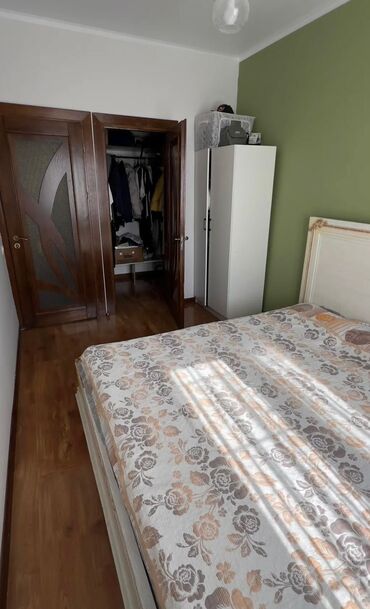 Продажа квартир: 3 комнаты, 70 м², 106 серия, 8 этаж, Косметический ремонт — 5