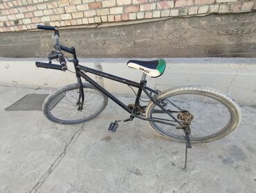 велосипед бмх купить: Велосипед BMX черного цвета с колесами 26 дюймов и покрышками 26X1.95