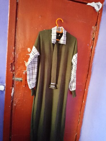 Gündəlik donlar: Qadın geyimləri – 4 ədəd uzun paltar dəsti 1) Etnik naxışlı uzun — 2