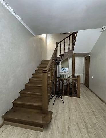 Долгосрочная аренда домов: 300 м², 7 комнат — 4