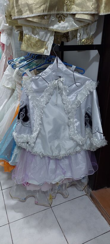 Dekorlar və bəzəklər: Sunnet geyimlerinin kirayesi ve satisi en boyuk cesid hamisi realda — 10