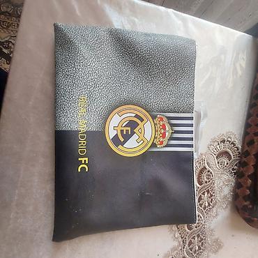 Çantalar: Real Madrid FC temalı çanta - Dizayn: Ön tərəfdə Real Madrid loqosu — 1
