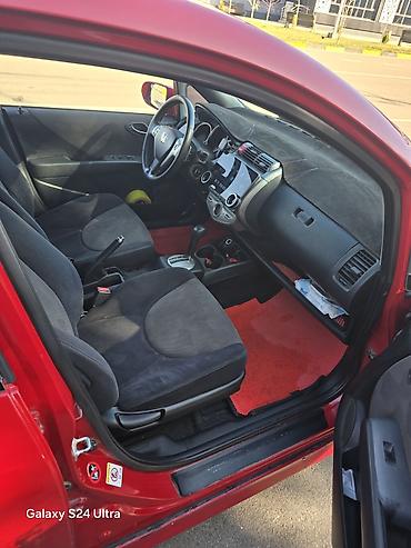 кияа 5: Honda Fit: 2006 г., 1.3 л, Автомат, Бензин, Хэтчбэк — 5