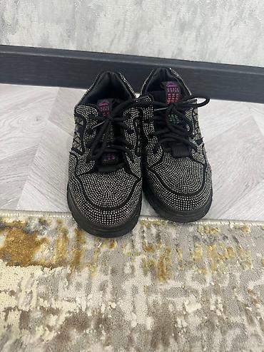 nike react: Кроссовки кожаные со стразами 36 размер(Турция) — 2