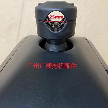 Экскаваторы: Экскаватор, Колесный — 8