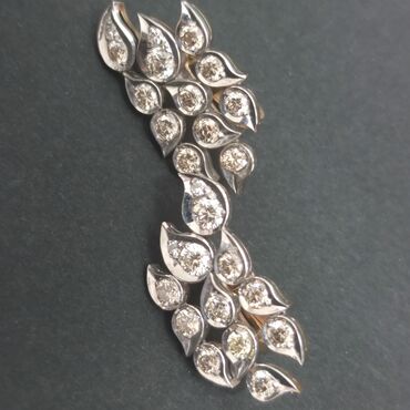 Sırğalar - Azərbaycan: BVLGARİ qızıl sirğalarZavodskoySibir brilliant750 pr13 qr2.5 karat