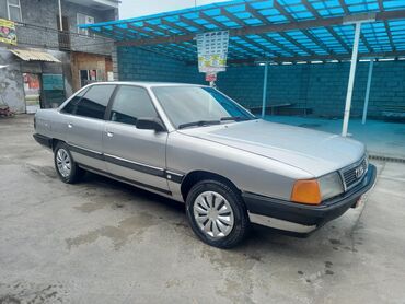 машина газ 66: Audi 100: 1987 г., 2.3 л, Механика, Газ, Седан