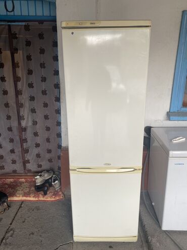 продаю халадилник: Холодильник Stinol, Б/у, Двухкамерный, De frost (капельный), 45 * 190 * 40