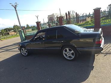 ешка 124: Mercedes-Benz W124: 1994 г., 2.2 л, Механика, Бензин, Седан — 5