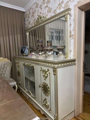 Ev üçün digər mebel: Qonaq dəsti ilə yataq dəsti hamsi birlikdə satilir. Yaxşı — 8