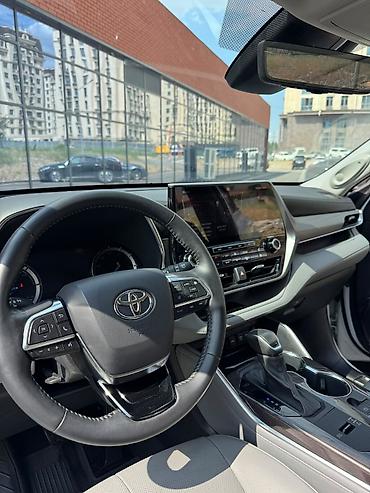 платинум: Toyota Highlander: 2021 г., 2.5 л, Автомат, Гибрид, Кроссовер — 5