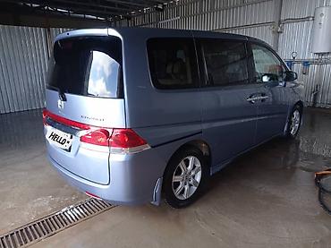 lexus 2008: Honda Stepwgn: 2005 г., 2 л, Автомат, Бензин, Минивэн — 3