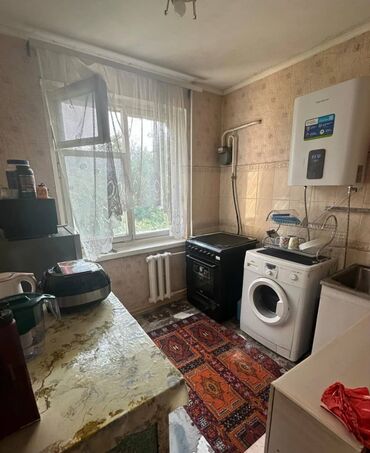 срочно продам квартиру в баку: 1 комната, 32 м², 104 серия, 3 этаж, Косметический ремонт