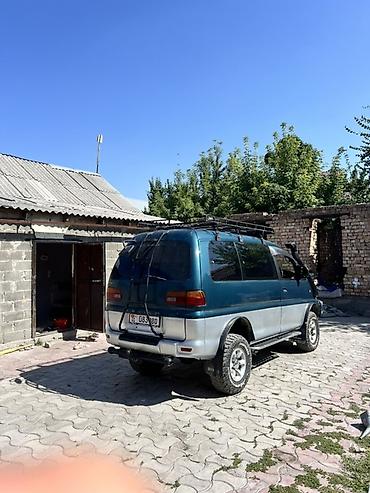 шины на делику: Mitsubishi Delica: 1996 г., 2.8 л, Автомат, Дизель, Минивэн — 5