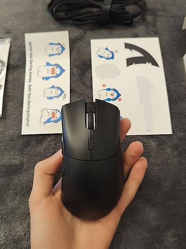 ipad min 5: Attack Shark Model R1 oyun siçanı - Üç rejim: kabel (USB‑C), 2.4 GHz — 1