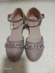 məktəbli cantaları: Elan başlığı: Qız Uşaq Baletkaları Qız uşaq üçün zərif