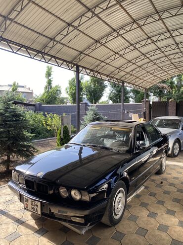 runx alex: BMW 5 series: 1992 г., 2.5 л, Механика, Бензин, Седан