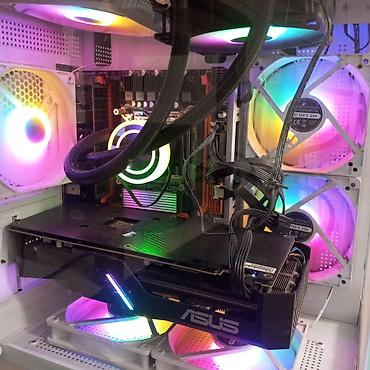 макбук 13 про: Компьютер, ядер - 10, ОЗУ 16 ГБ, Игровой, Б/у, Intel Xeon, AMD Radeon RX 5600 XT, HDD + SSD — 1