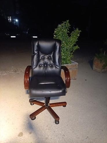Ofis mebeli: Ofis kresloları satılır. Her biri tam ideal veziyyetdedir. Qiymet — 2