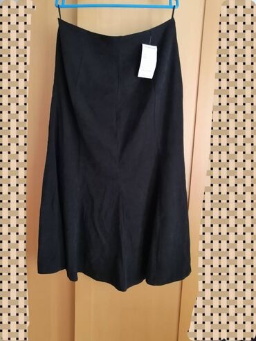 Skirts: 6XL (EU 52), Midi, color - Black