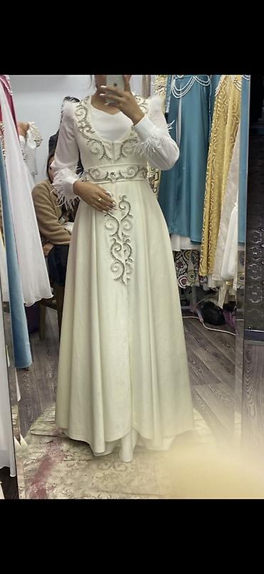 Вечерние платья: 1) Турецкое платье в отличном состоянии. Покупала за 13 000спродаю — 2