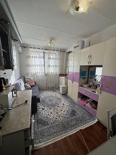 дом продаю жайылский район: 1 комната, 18 м², Площадь Победы Гостиничный тип, 4 этаж, Старый ремонт — 2
