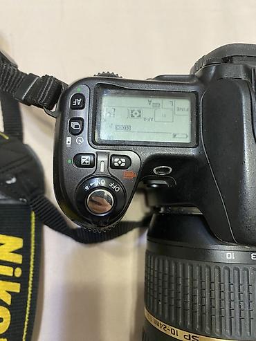 Фото и видеокамеры: Зеркальная камера Nikon (линейка D, корпус с верхним монохромным — 4