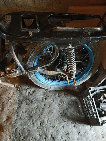Motosiklet hissələri: Motosiklet Minsk125 vosxod ramaya yilib mator yığmaq lazımdı arxa — 3