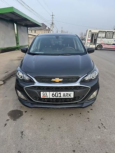 Chevrolet: Chevrolet Spark: 2018 г., 1 л, Механика, Бензин, Хэтчбэк — 1