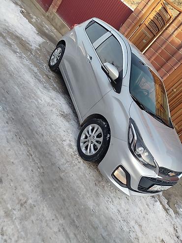 Chevrolet: Chevrolet Spark: 2020 г., 0.1 л, Автомат, Хэтчбэк — 2