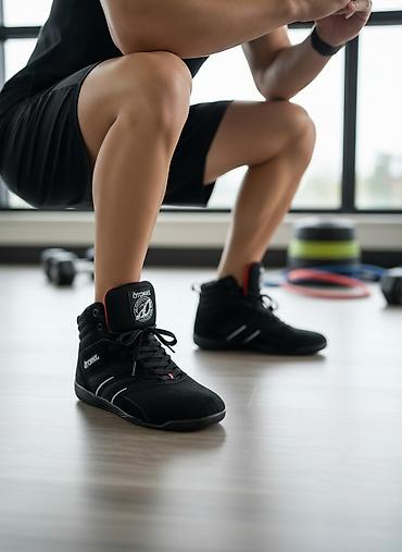 shoes: Мужские кроссовки, 41, Б/у, цвет - Черный, Самовывоз, Платная доставка — 1