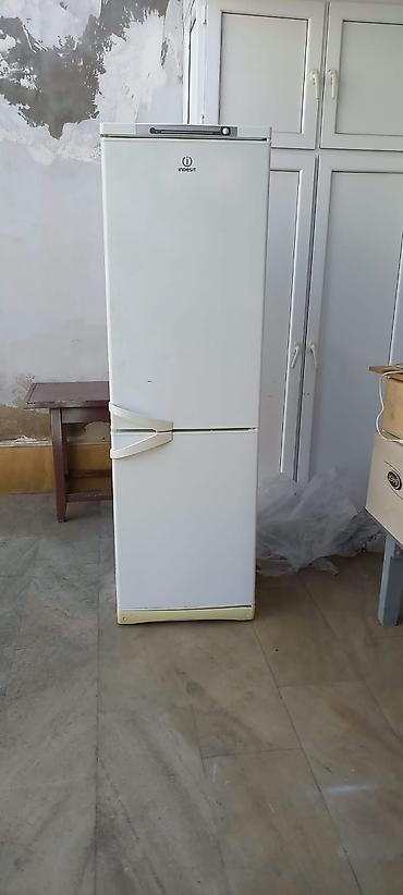 İşlənmiş 2 qapılı Soyuducu Satılır, rəng - Ağ, Dispenserli