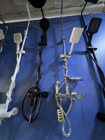 чёрный краска матовый: Держатель для душа, Нержавеющая сталь, Матовое покрытие, Черный