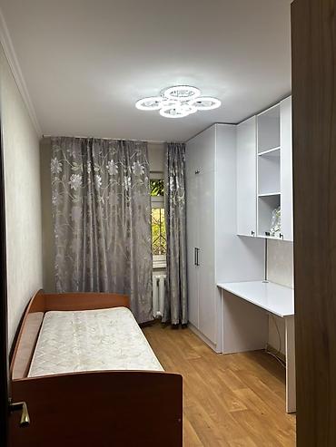 Батирлерди ижарага берүү: 2 бөлмө, Риелтор, Үй-бүлөлүүлөргө, 1 жылдан баштап, Толугу менен эмереги бар — 3