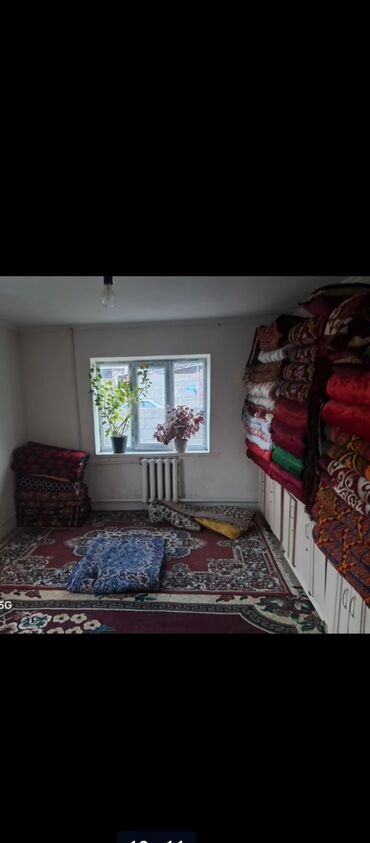 Долгосрочная аренда домов: 60 м², 3 комнаты, Парковка, Сарай, Забор, огорожен