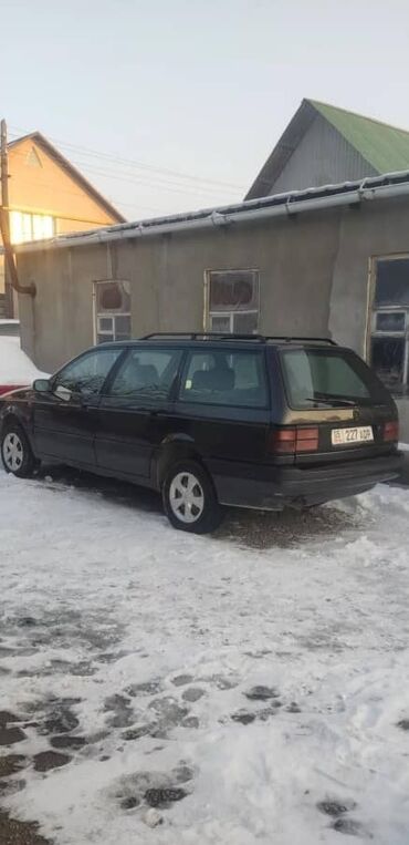 Volkswagen: Volkswagen Passat: 1989 г., 1.8 л, Механика, Бензин, Универсал