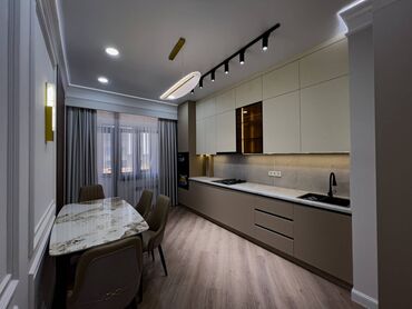аренда в сокулуке: 2 бөлмө, 85 кв. м, Элитка, 4 кабат, Дизайнердик ремонт