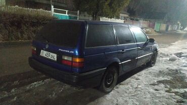 меняю пассат: Volkswagen Passat: 1989 г., 2 л, Механика, Бензин, Универсал