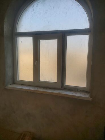 Plastik pəncərələr: İşlənmiş İkiqat şüşə paketi Plastik pəncərə, Еni: 140 sm, Uzunluğu: 160 sm — 5