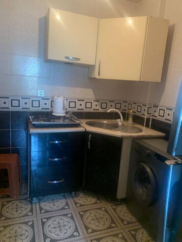 Uzunmüddətli kirayə mənzillər: Hezi Aslanov metrosu, Fəridə Şadlıq Sarayı yaxınlığında 1 otaqlı — 2