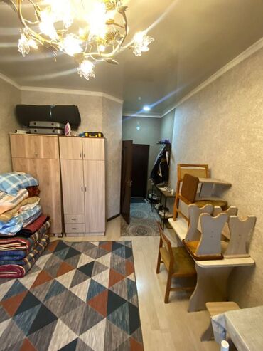 продам малосемейку: 1 комната, 27 м², Малосемейка, 2 этаж