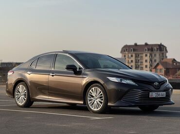 Toyota: Toyota Camry: 2018 г., 2.5 л, Гибрид, Седан — 1