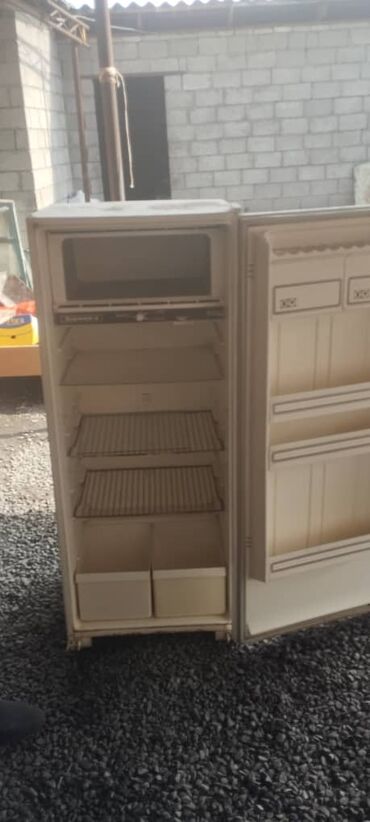 витринный холодильник буу: Холодильник Biryusa, Однокамерный