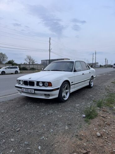 трактор мтз юмз: BMW 5 series: 1993 г., 2.8 л, Механика, Бензин, Седан