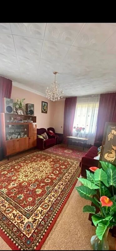 нур эл: 70 кв. м, 4 бөлмө, Унаа токтотуучу жай, Забор, тосулган